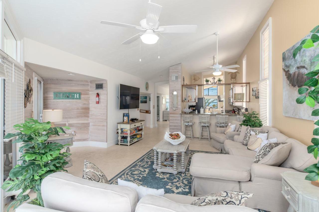Family Tides Villa Stuart Exterior foto